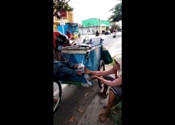 Komunitas Bisa Berbagi, Aksi Sosial Pelajar Dengan Menyisihkan Uang jajan